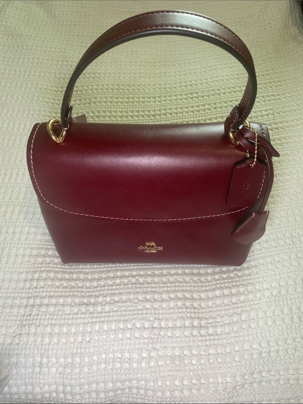 NWT Coach Smooth Leather Emory Top Handle Crossbody in Maroon🍷✨